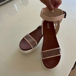 New MIA Ellen Translucent-Strap Flatform Sandals Nude  Sz 10